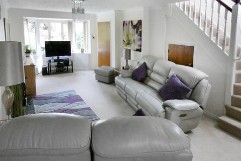 2 bedroom end of terrace house for sale, The Leas, Rustington BN16