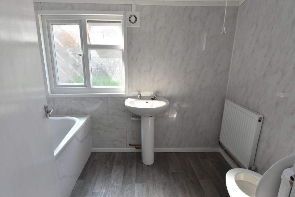 Bathroom.JPG