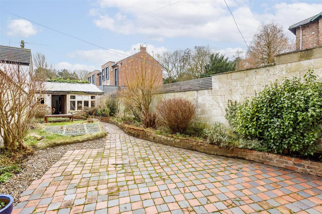 69 Acomb Road 18.jpg