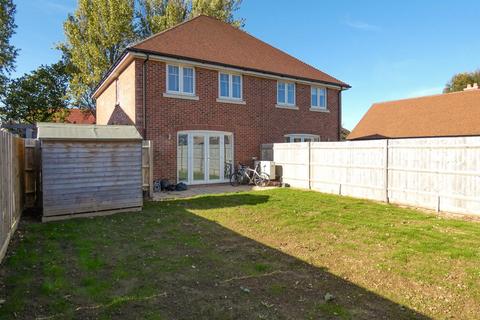 38 Abbots Field, Yapton, Arundel, BN18 0GE