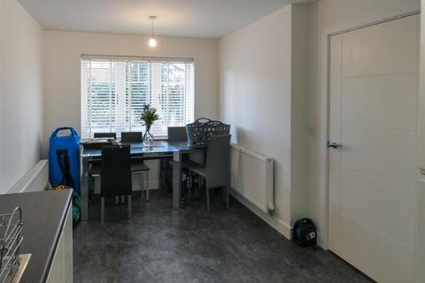 38 Abbots Field, Yapton, Arundel, BN18 0GE