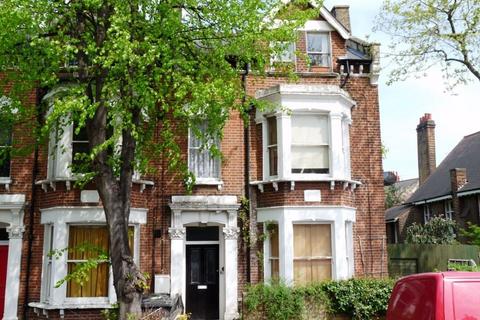 2 bedroom apartment to rent, Burton Road, London SW9