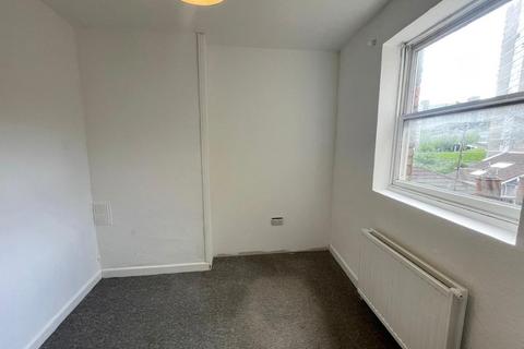 2 bedroom flat to rent, Stokes Croft, Bristol BS1