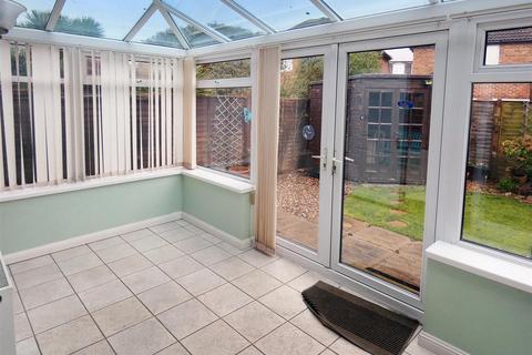 28 Blenheim Drive, Rustington, Littlehampton, BN16 3SN