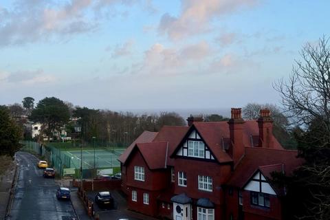 1 bedroom flat for sale, Stanwell Road, Penarth