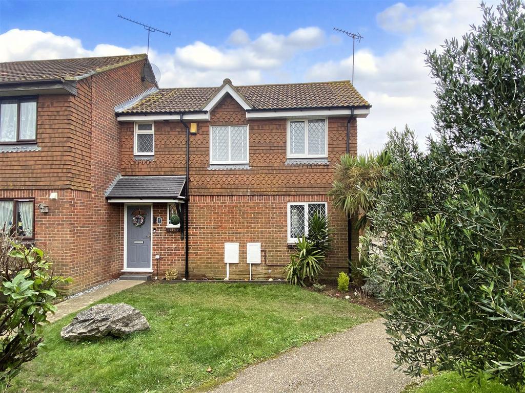 Ascot Way, Rustington BN16 3 bed end of terrace house for sale £300,000