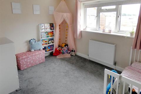 9 Ascot Way, Rustington, Littlehampton, BN16 3SB