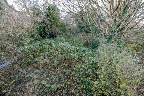 42 Upper Lane, Netherton, Wakefield, WF4 4NQ