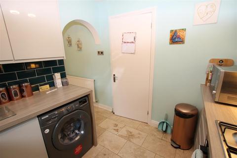 3 bedroom semi-detached house for sale, Templecombe Drive, Bolton BL1