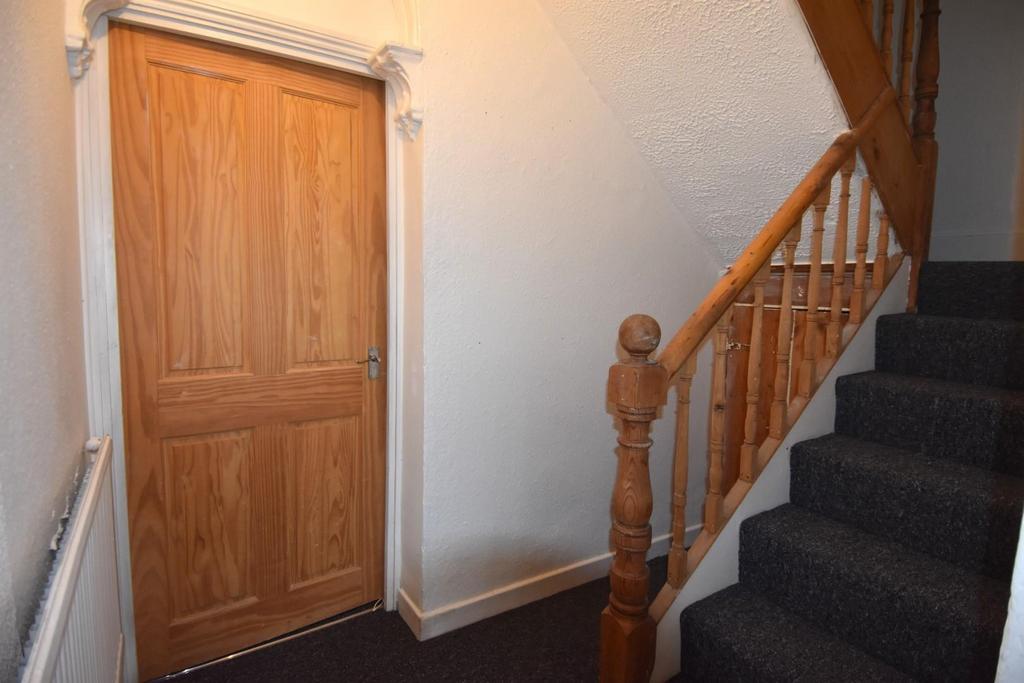 Hallway 2.JPG