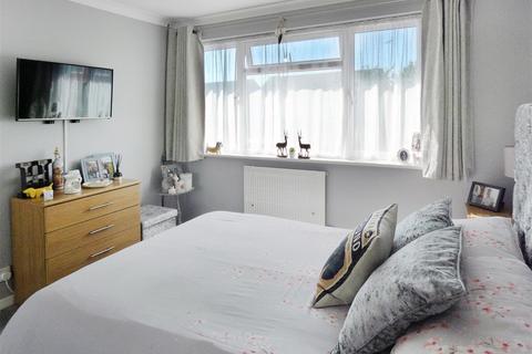 10 Brendon Way, Rustington, Littlehampton, BN16 3PN