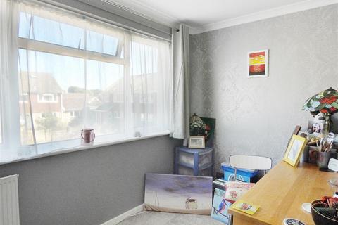 10 Brendon Way, Rustington, Littlehampton, BN16 3PN