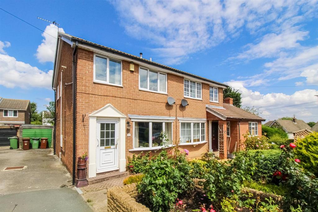 Glenfields, Wakefield WF4 3 bed semidetached house for sale £220,000