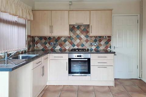 12 Windmill Drive, Rustington, Littlehampton, BN16 3HJ