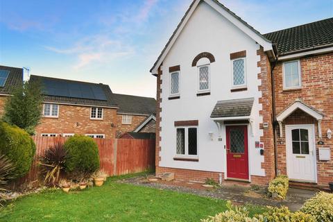 57 Bluebell Drive, Littlehampton, BN17 6UU