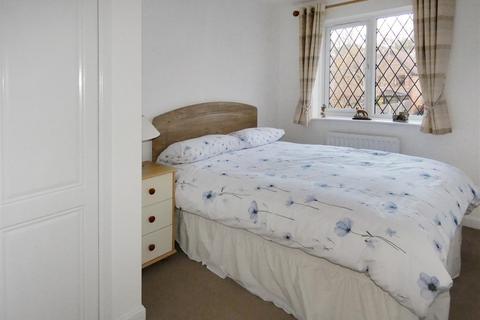 57 Bluebell Drive, Littlehampton, BN17 6UU