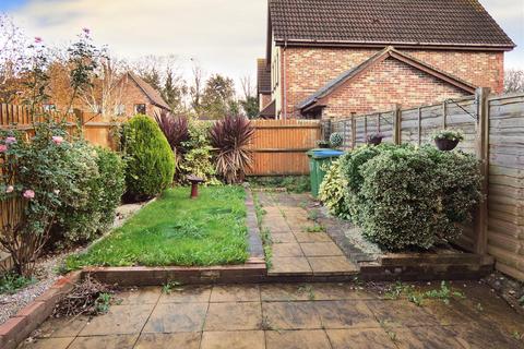 57 Bluebell Drive, Littlehampton, BN17 6UU