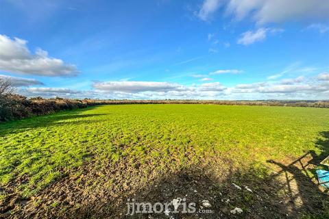 5 bedroom property with land for sale, Cwmbach, Whitland