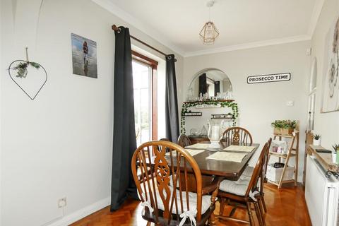 3 bedroom chalet for sale, Meadway, Rustington BN16
