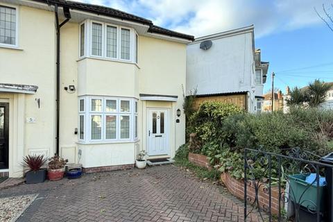 1 bedroom end of terrace house to rent, Rowland Avenue, Bristol BS16