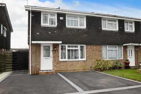 27 Beaumont Park, Littlehampton, BN17 6PE