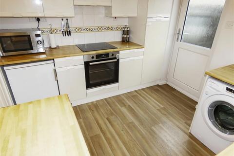 19 Beagle Drive, Ford, Arundel, BN18 0NY