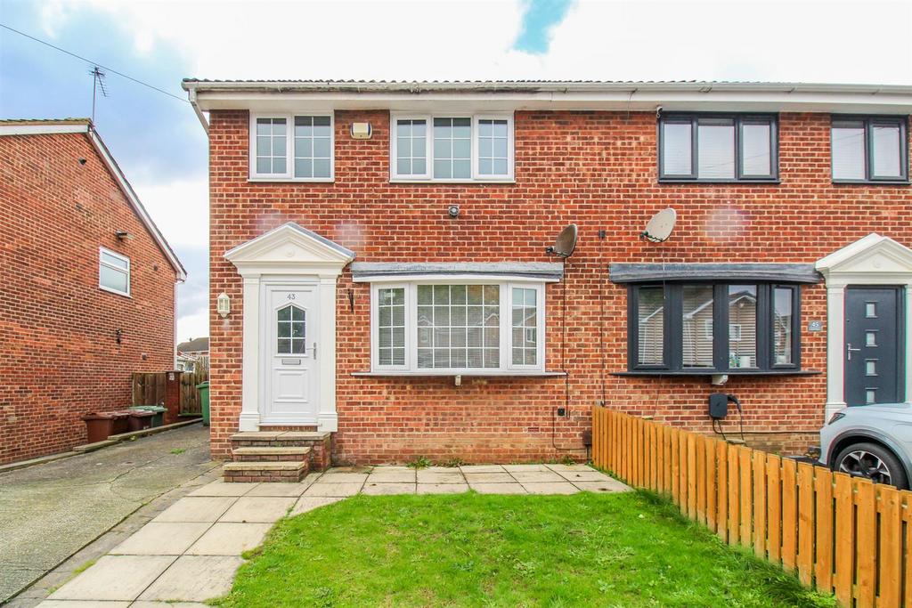 Whitley Spring Crescent, Ossett WF5 3 bed semidetached house for sale