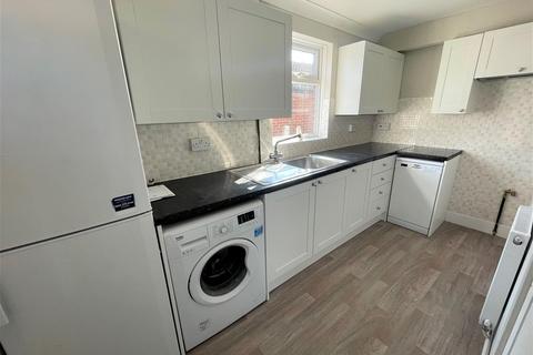 12 Armada Way, Littlehampton, BN17 6QY