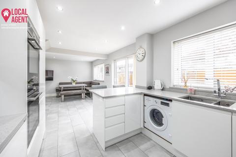 10 Devon Road, South Darenth, Dartford, DA4 9AB