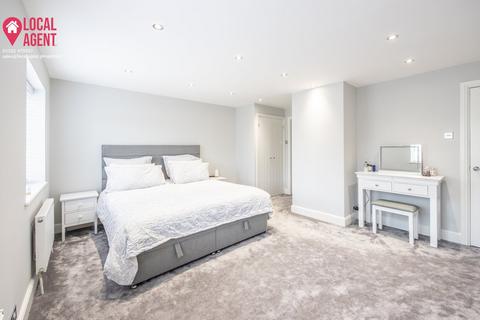 10 Devon Road, South Darenth, Dartford, DA4 9AB