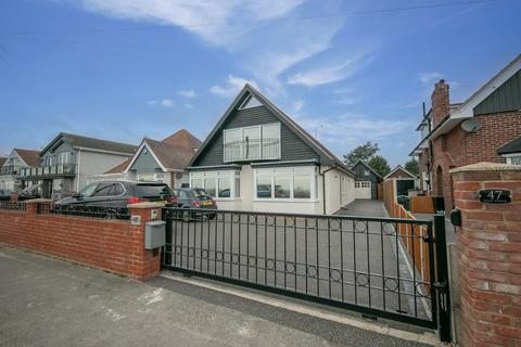 4 bedroom detached house for sale, Kings Parade, Holland-on-Sea, Clacton-on-Sea, CO15