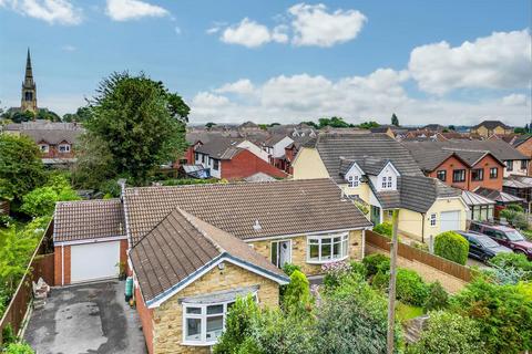 3 bedroom detached house for sale, Kingsway, Ossett WF5