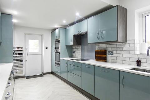 67 Worthing Road, East Preston, Littlehampton, BN16 1DE