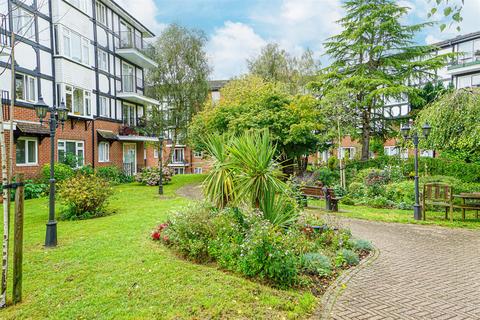 2 bedroom retirement property for sale, St. Helens Crescent, Hastings