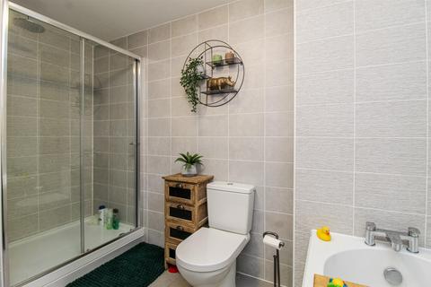 7 Stanton Close, Ossett, WF5 9UF