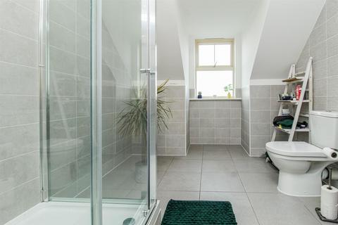 7 Stanton Close, Ossett, WF5 9UF