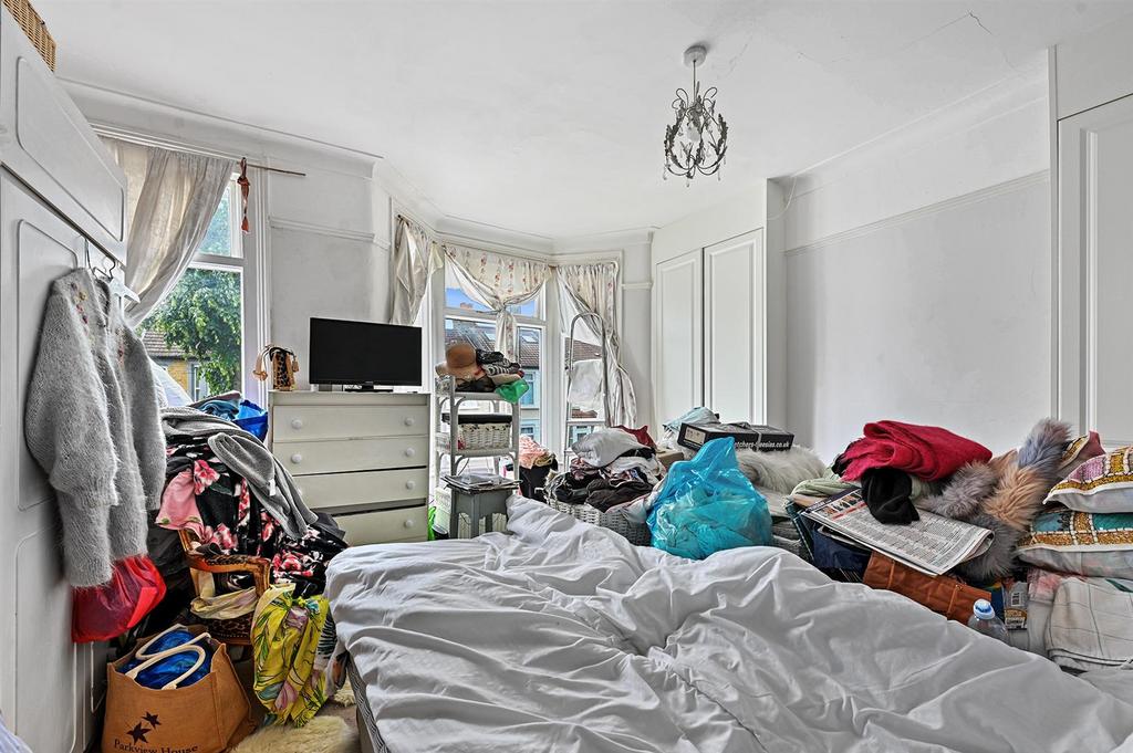 Master Bedroom .jpg