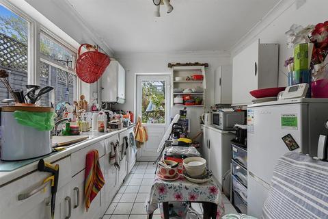 91 Malta Road, London, E10 7JU