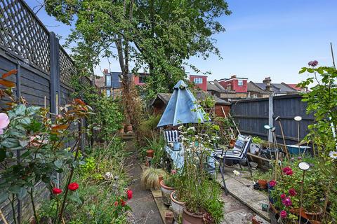 91 Malta Road, London, E10 7JU