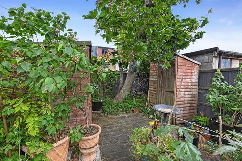 91 Malta Road, London, E10 7JU