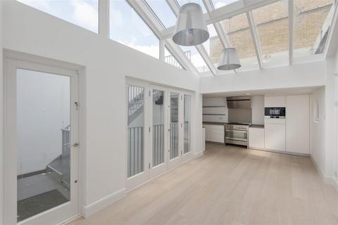 3 bedroom terraced house for sale, Gloucester Avenue, Primrose Hill NW1