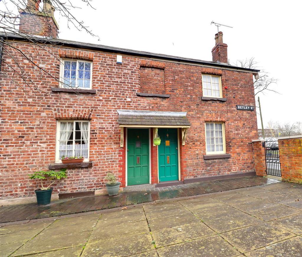 Betley Street, Crewe 2 bed terraced house for sale £120,000