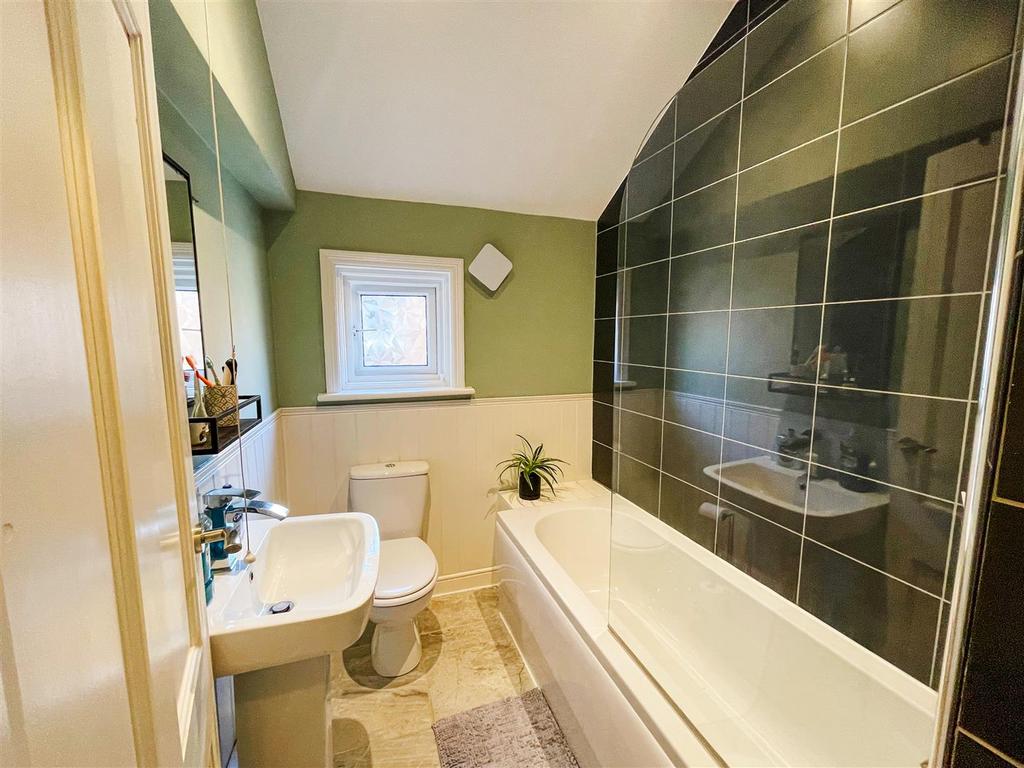 Propertyimage exterior-1.jpg