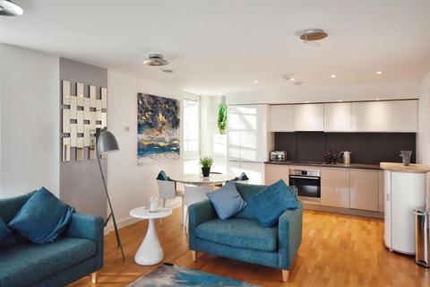 1 bedroom apartment for sale - Baltic Avenue, Brentford
