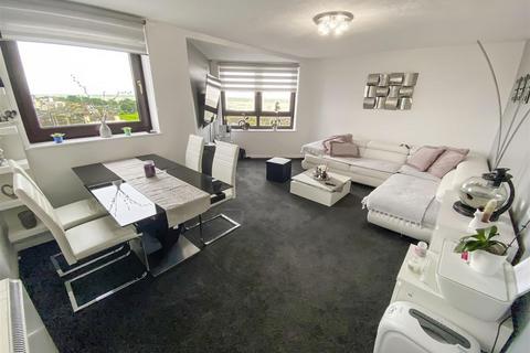 2 bedroom apartment for sale, South Terrace, Littlehampton BN17
