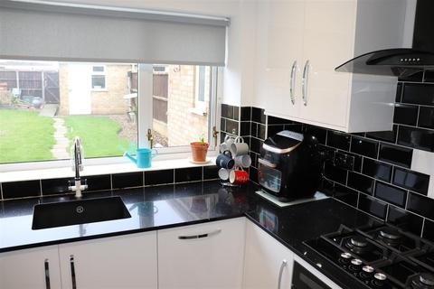 5 Hill Top Walk, Walsall, WS9 8XB