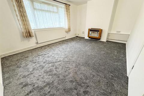 10 Belyngham Crescent, Wick, Littlehampton, BN17 7HH