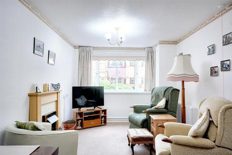 2 bedroom apartment for sale, Sandby Court, Chilwell, Nottingham