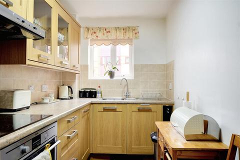 2 bedroom apartment for sale - Sandby Court, Chilwell, Nottingham