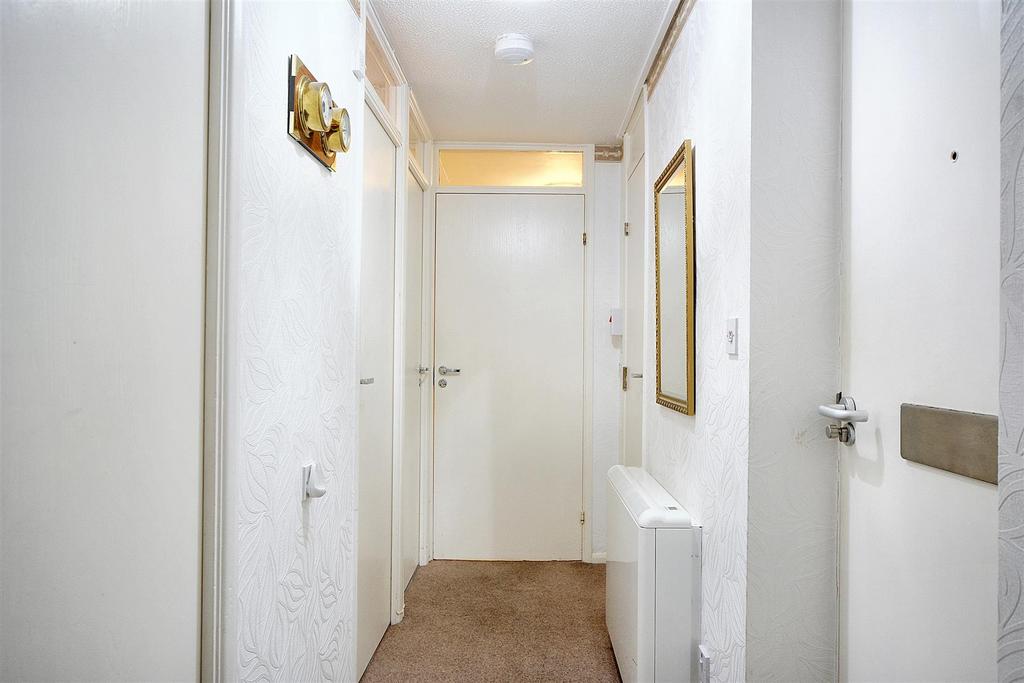 Hallway.jpg